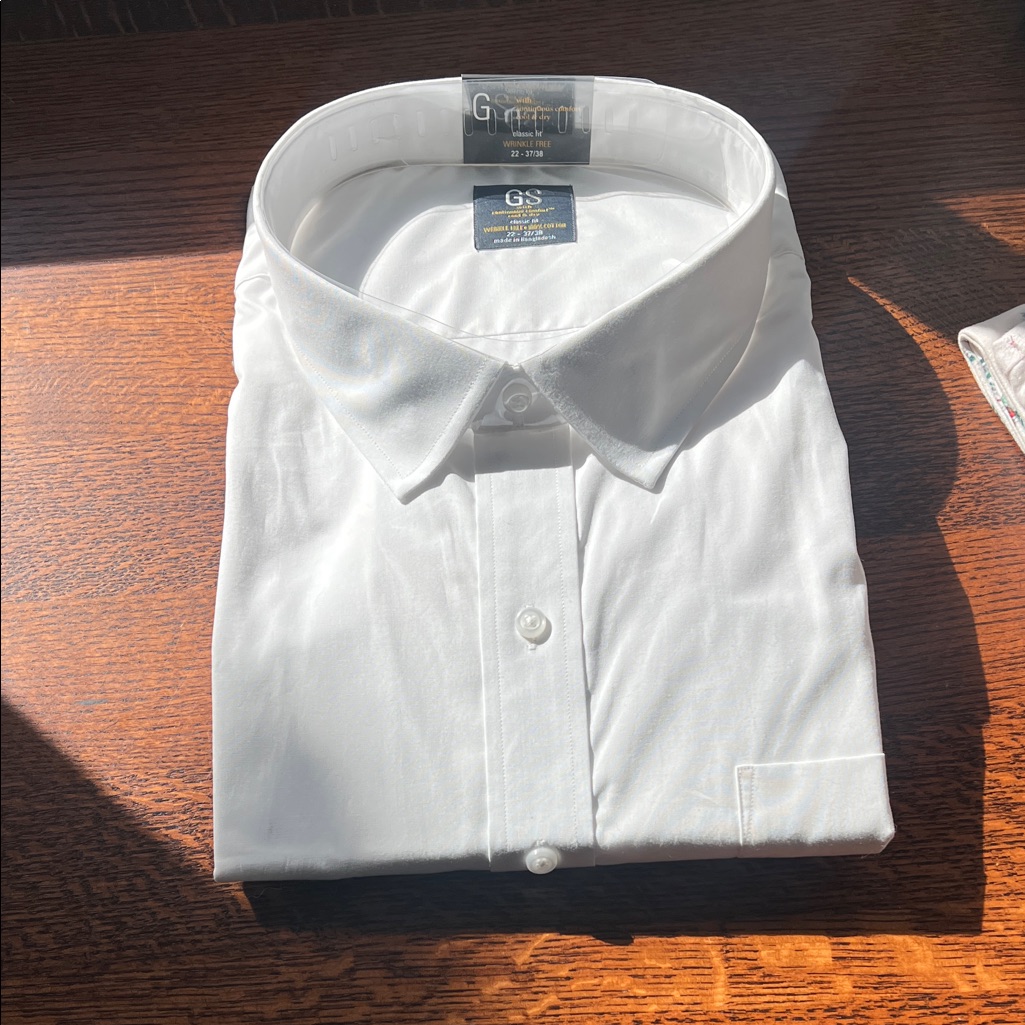 Brand New White Collared Button Down Longsleeve 22 - 37/38